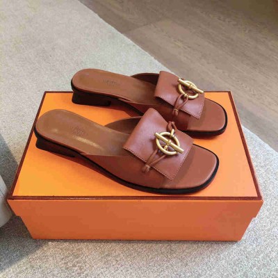 Hermes Isle Sandals in Brown Leather